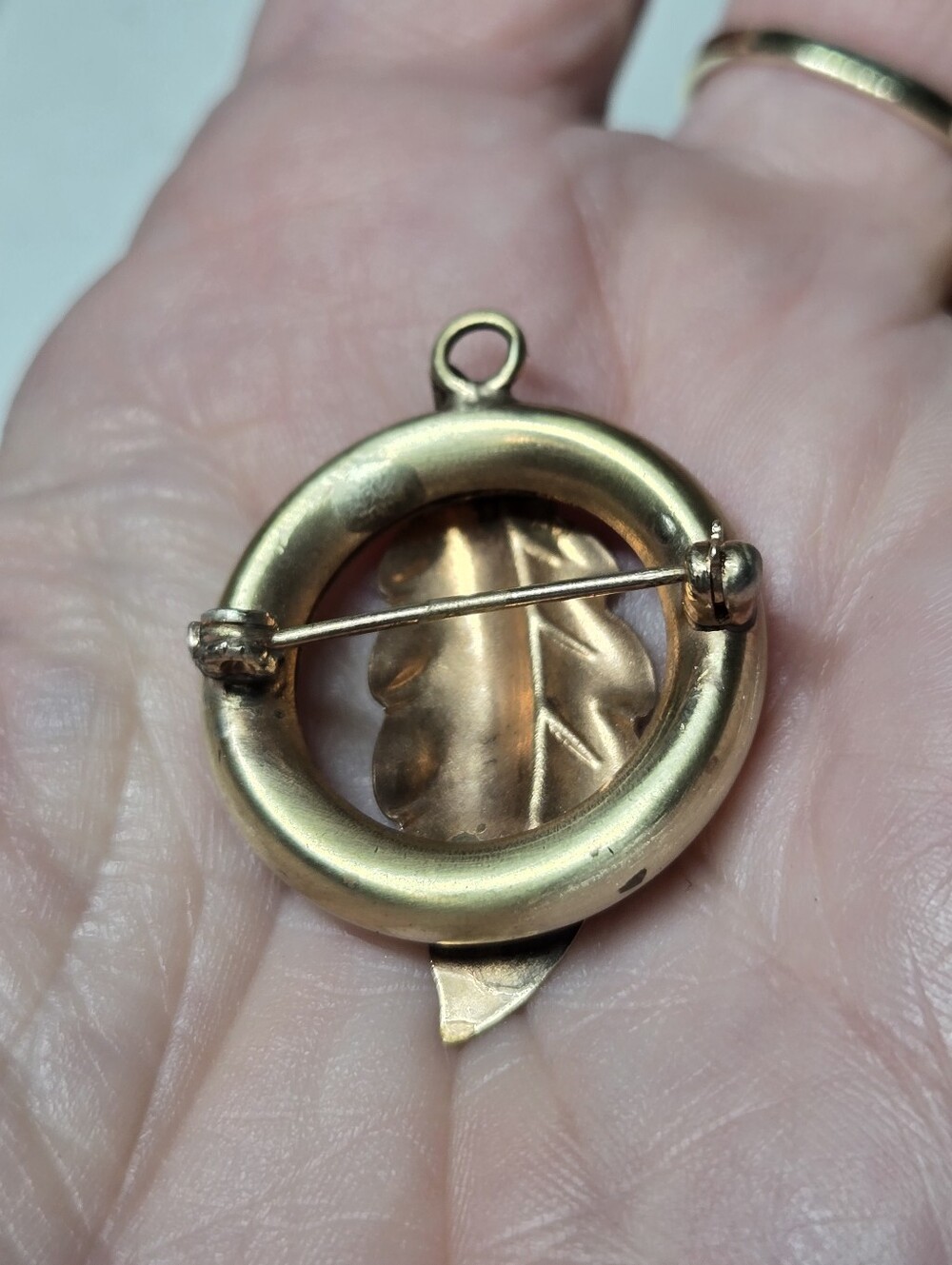 Vintage Gold Filled Leaf Pendant Necklace Charm - Picture 4 of 9
